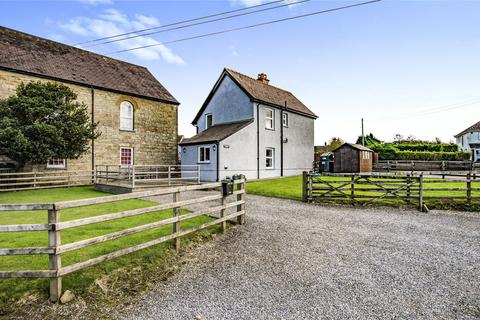 3 bed property, in Tanygroes, £220,000