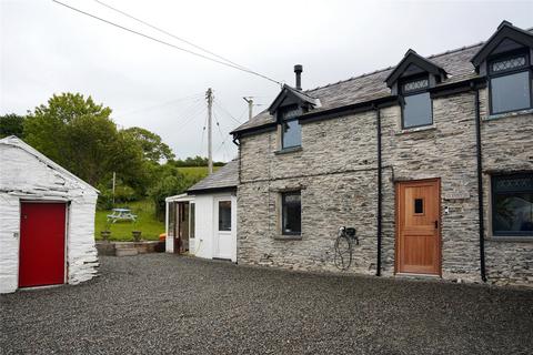 3 bed property, in Llangrannog, £245,000