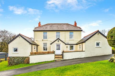 4 bed property, in Crymych, £695,000