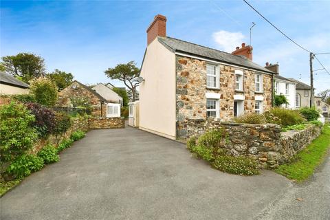 3 bed property, in Dinas Cross, £595,000