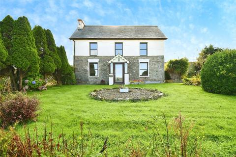 6 bed property, in Fishguard, £500,000