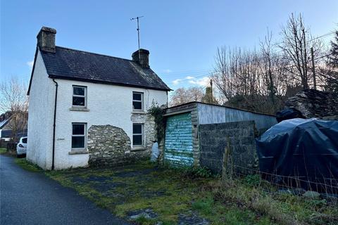 3 bed property, in Ty Mawr, £125,000
