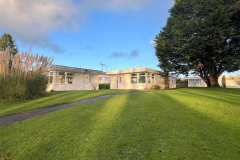 2 bed property, in Roch, £60,000