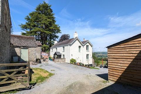 3 bed property, in Llandovery, £550,000