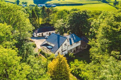 4 bed property, in Cribyn, £845,000