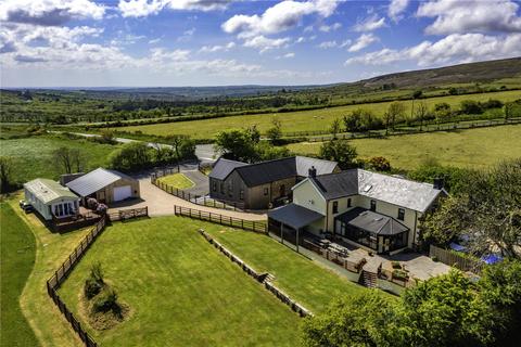 7 bed property, in Glandwr, £950,000