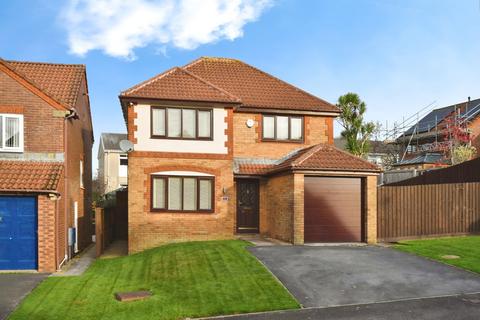 4 bed property, in Heol Brithdir, £365,000
