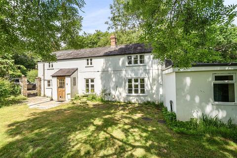 3 bed property, in Stockland, £495,000