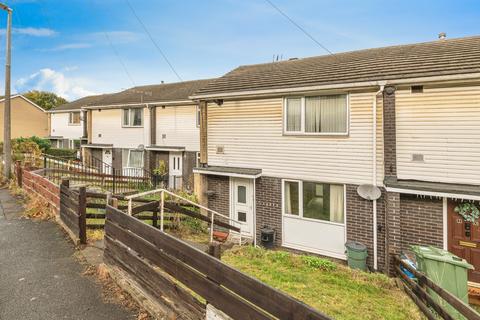 2 bed property, in Perseverance Street, £140,000