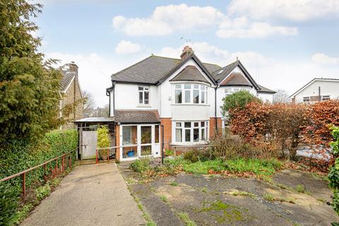 3 bed property, in Chantry Road, £775,000