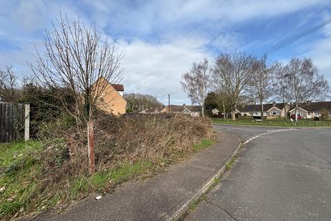 Studio, in Pond Lane, £75,000