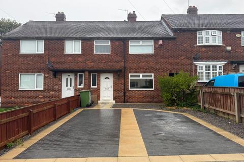 3 bed property, in Fairfield Avenue, £130,000