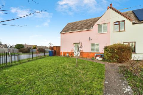 3 bed property, in Hepworth Road, £330,000