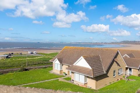 3 bed property, in 38 Seaview Drive, £650,000
