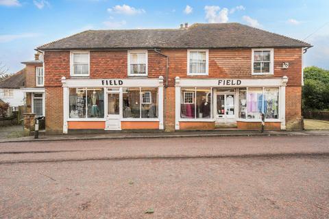 4 bed property, in High Street, £725,000