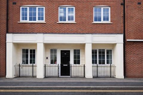 1 bed property, in 26 John Street, £135,000
