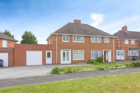 3 bed property, in Fowler Road, £325,000
