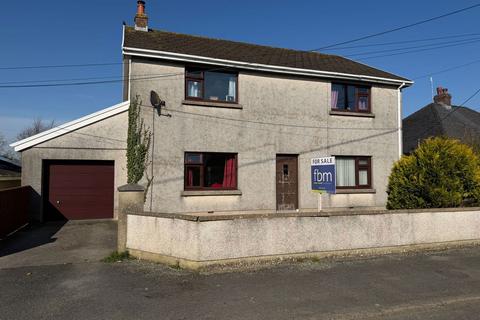 3 bed property, in Wyndale, £325,000