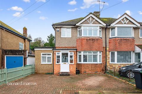 3 bed property, in Wimborne Avenue, £500,000