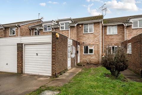3 bed property, in Picardy Road, £375,000