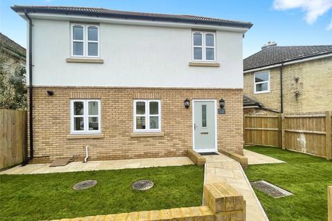 2 bed property, in Darwin Drive, £395,000