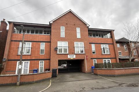 2 bed property, in Barons Court, £92,000