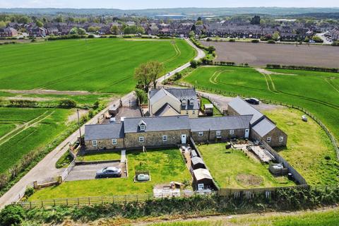 13 bed property, in Whitwell Farm. Bowburn, £1,000,000