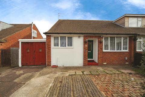 2 bed property, in Saywell Road, £327,500