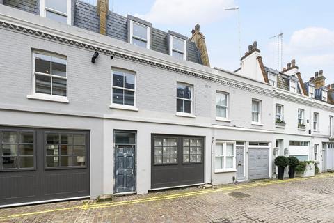 3 bed property, in Lexham Mews, £2,000,000
