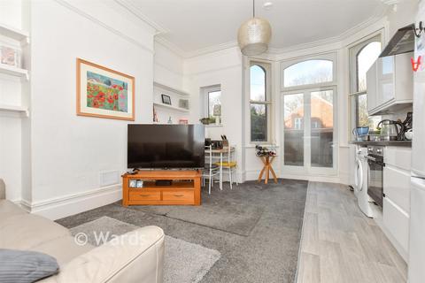 1 bed property, in Ethelbert Square, £154,500
