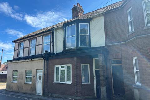 1 bed property, in Ninfield Road, £110,000
