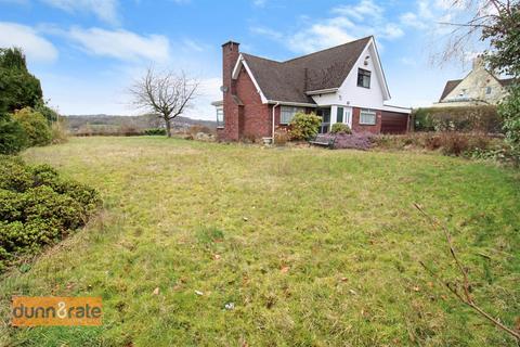 3 bed property, in Stanley Road, £474,950