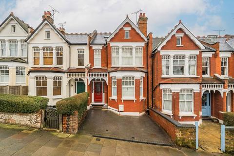 4 bed property, in Rosebery Road, £1,550,000