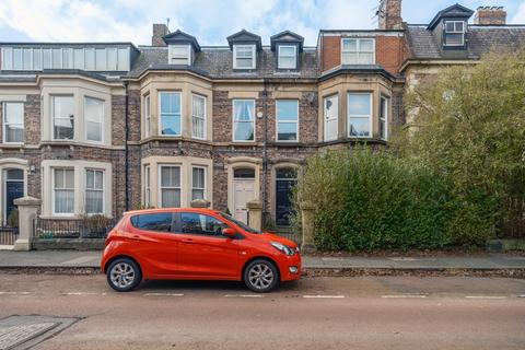 2 bed property, in 2 Eskdale Terrace, £240,000