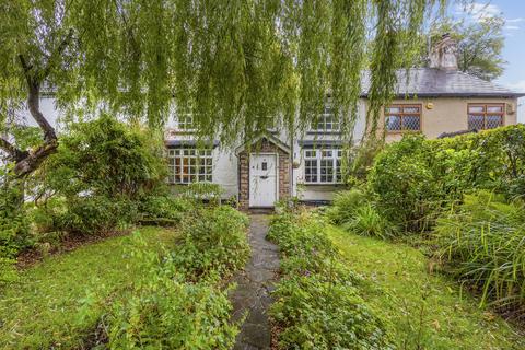 5 bed property, in Church Lane, £495,000
