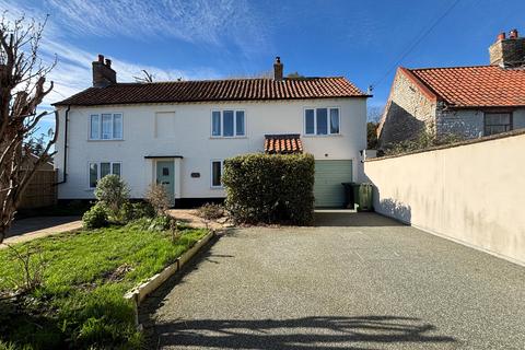 3 bed property, in Church Lane, £260,000