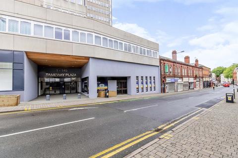 2 bed property, in Bridge Street, £100,000