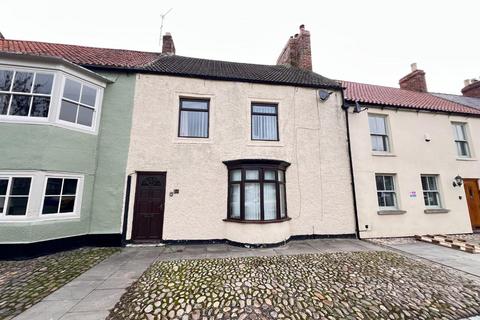 3 bed property, in Front Street, £130,000