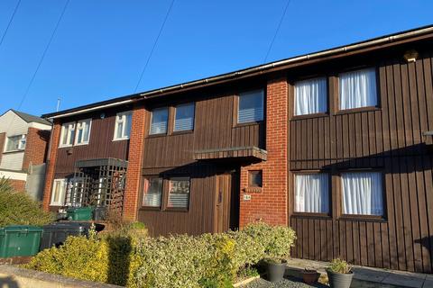 3 bed property, in The Broadway, £310,000