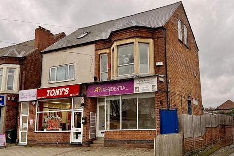 3 bed property, in Main Road, £250,000