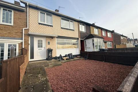 4 bed property, in Eccleston Walk, £115,000
