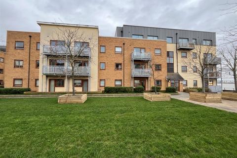 2 bed property, in North Star Boulevard, £155,000