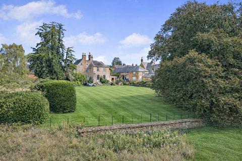 4 bed property, in Churchgate, £2,000,000