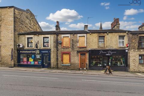 3 bed property, in Thurnham Street, £125,000