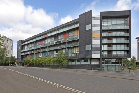 3 bed property, in Cowcaddens Road, £259,995