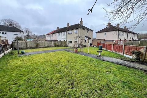 2 bed property, in High Hill Road, £205,000