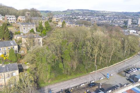Studio, in Jerry Lane, £480,000