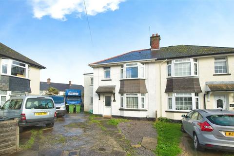4 bed property, in Bronwydd Road, £225,000