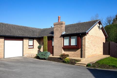3 bed property, in Brighouse, £355,000