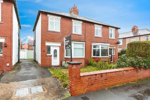 3 bed property, in Forshaw Avenue, £145,000